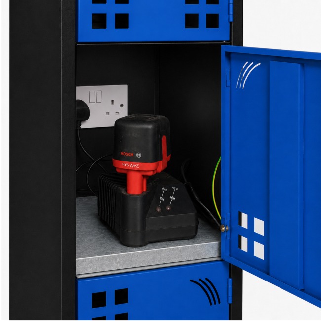 Armour Express 4 Door Tool Charging Locker - Image 3